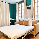 Cozy In The Beautiful Marais *
